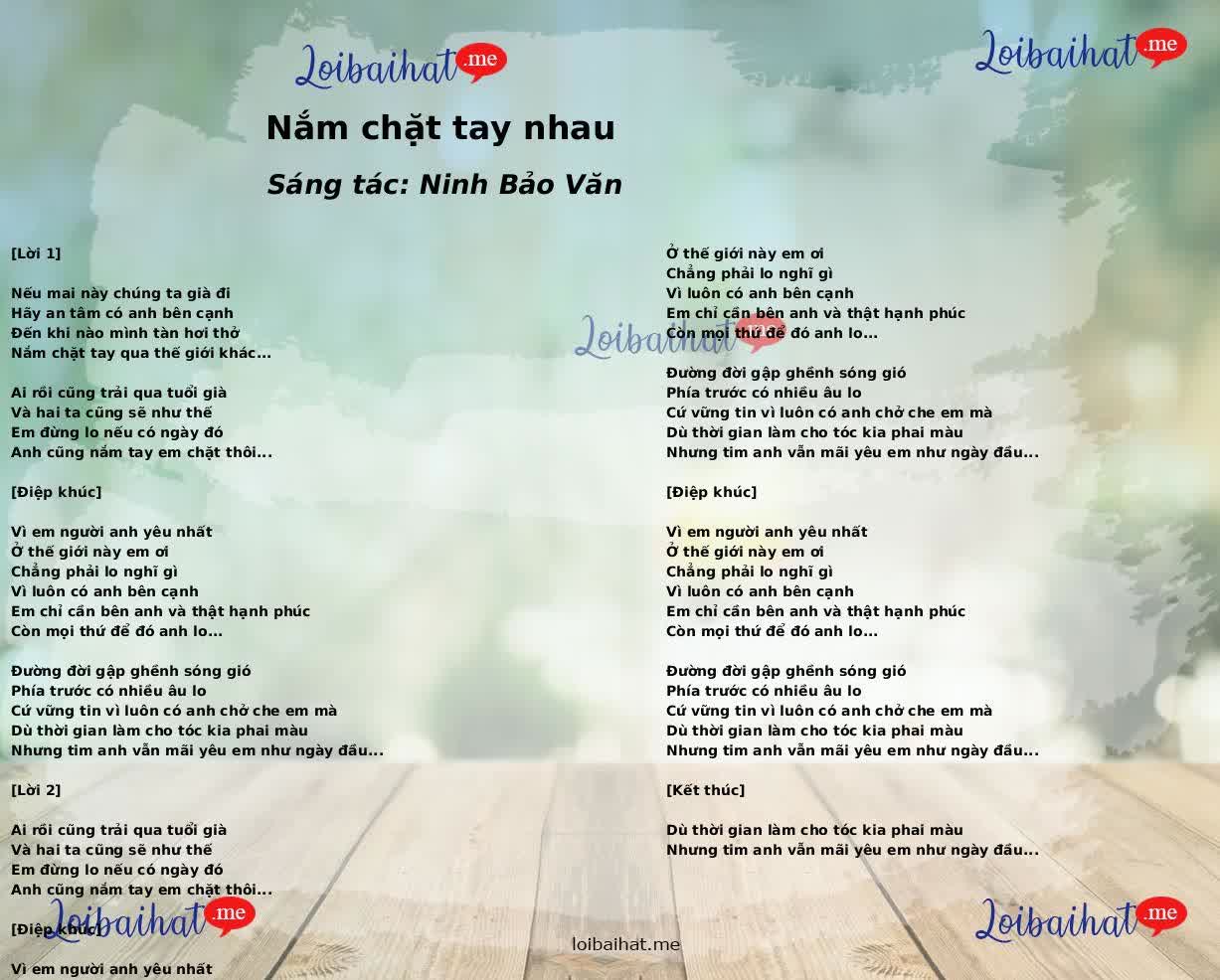 Nắm chặt tay nhau